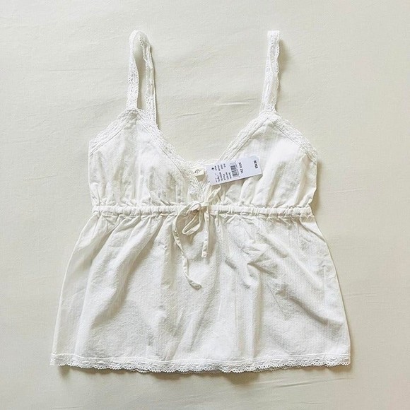 Brandy Melville Tops - BNWT Brandy Melville/John Galt White Tiffany/Edith Lace Front Tie Tank ♡ 21 x 13